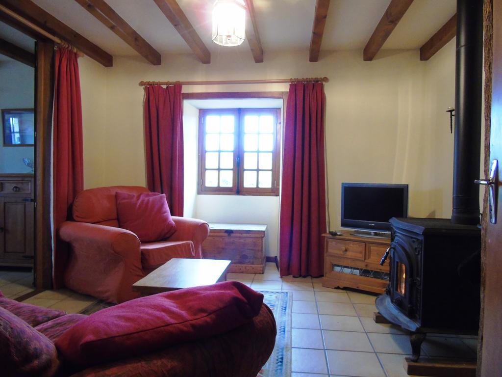 Gite Chez Marot Villa Varaignes Екстериор снимка