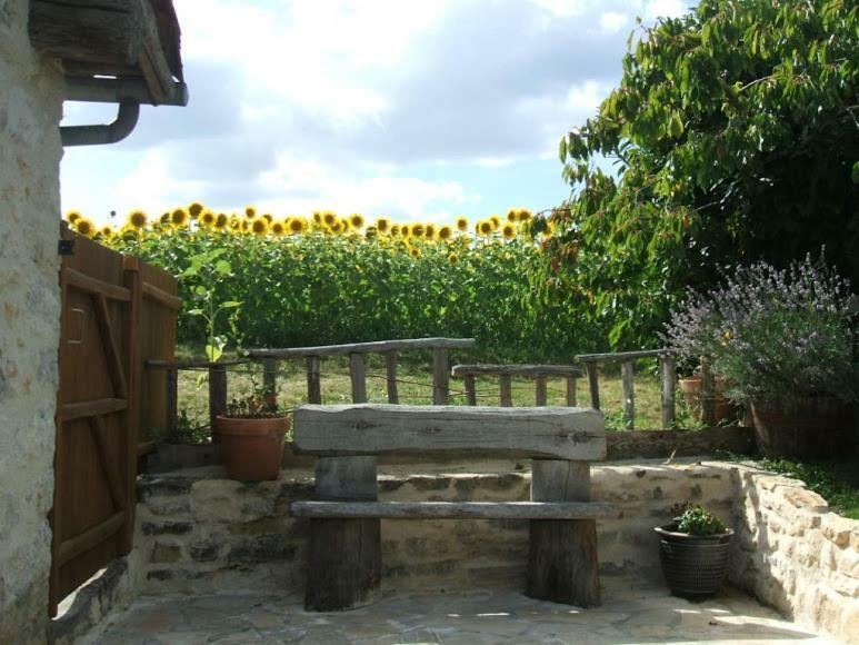 Gite Chez Marot Villa Varaignes Екстериор снимка